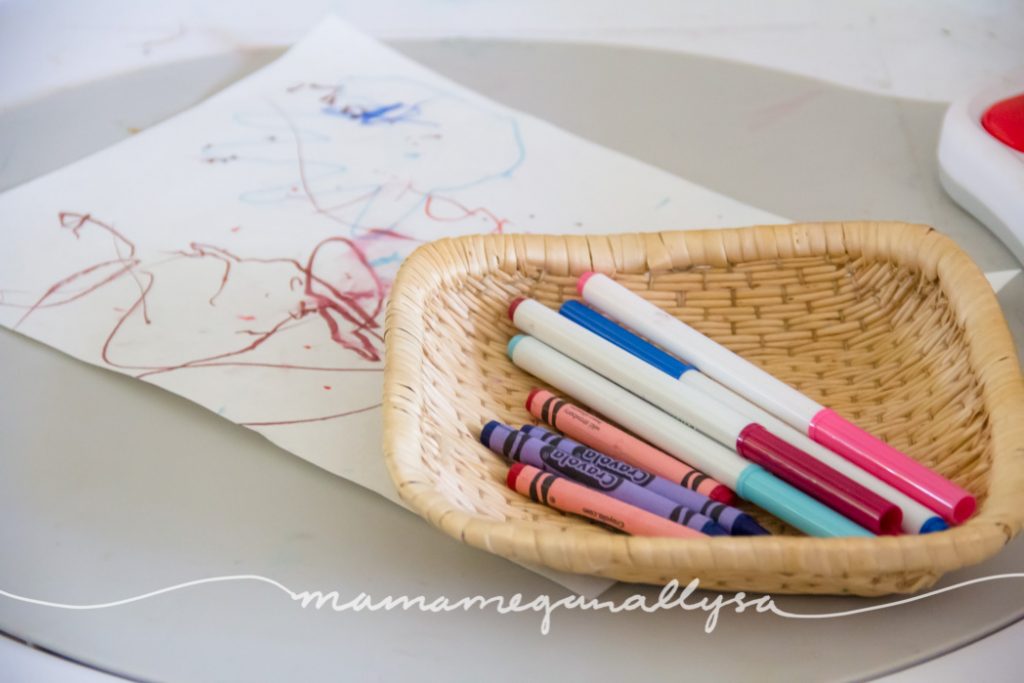 a close up of the markers and crayons we have our for free coloring